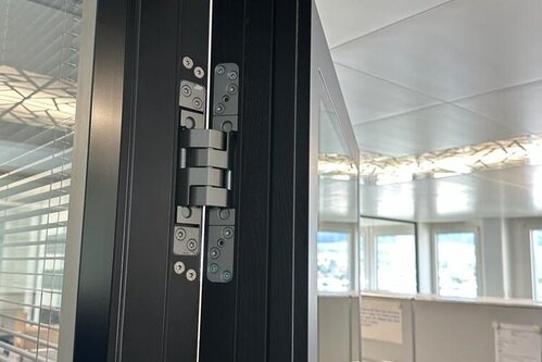 Schallschutztür - Schallschutz & Flächenbündigkeit in einem