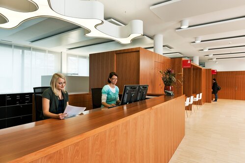 Büro/- und Dienstleistungszentrum